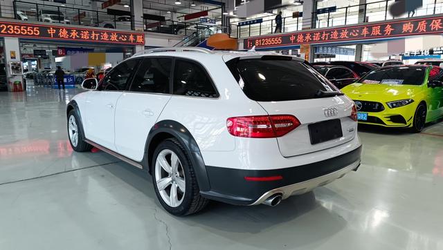 Audi A4 (imported)