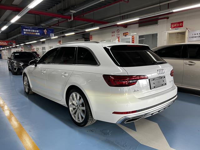 Audi A4 (imported)