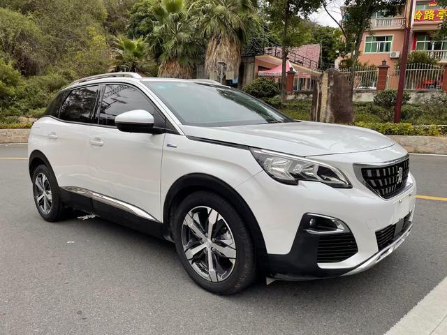 Peugeot 4008