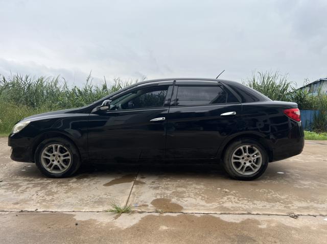 Dongfeng Fengshen S30