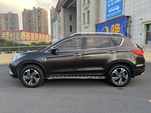 Dongfeng Fengshen AX7