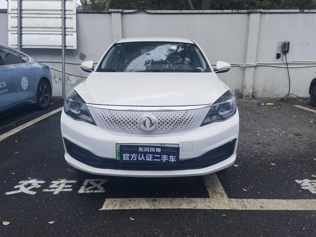 Dongfeng Fengshen E70