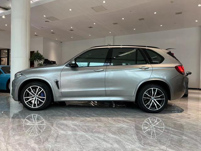 BMW X5M