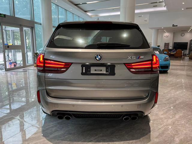 BMW X5M