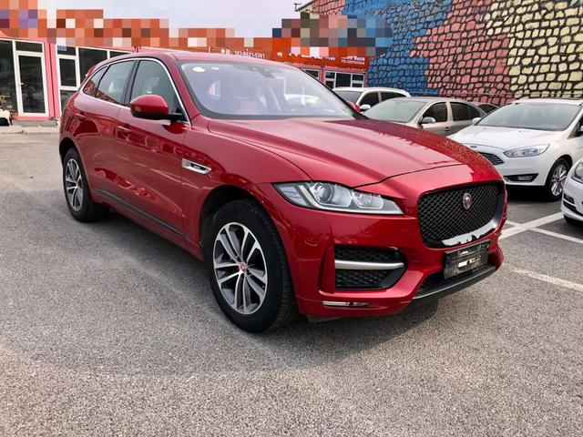 Jaguar F-PACE