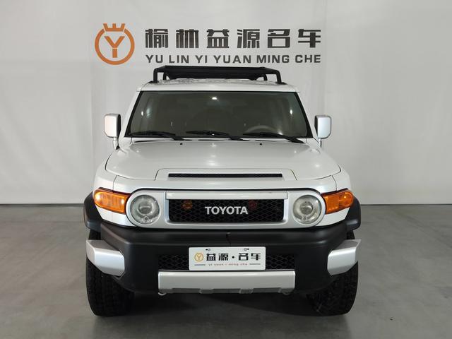 Toyota FJ Cruiser