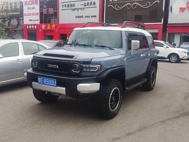 Toyota FJ Cruiser