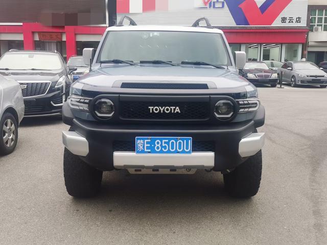 Toyota FJ Cruiser