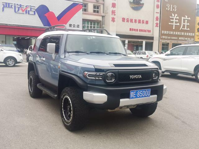 Toyota FJ Cruiser