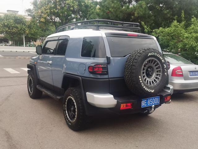 Toyota FJ Cruiser