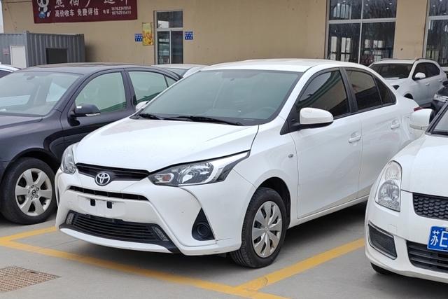 Toyota YARiS L Enjoy