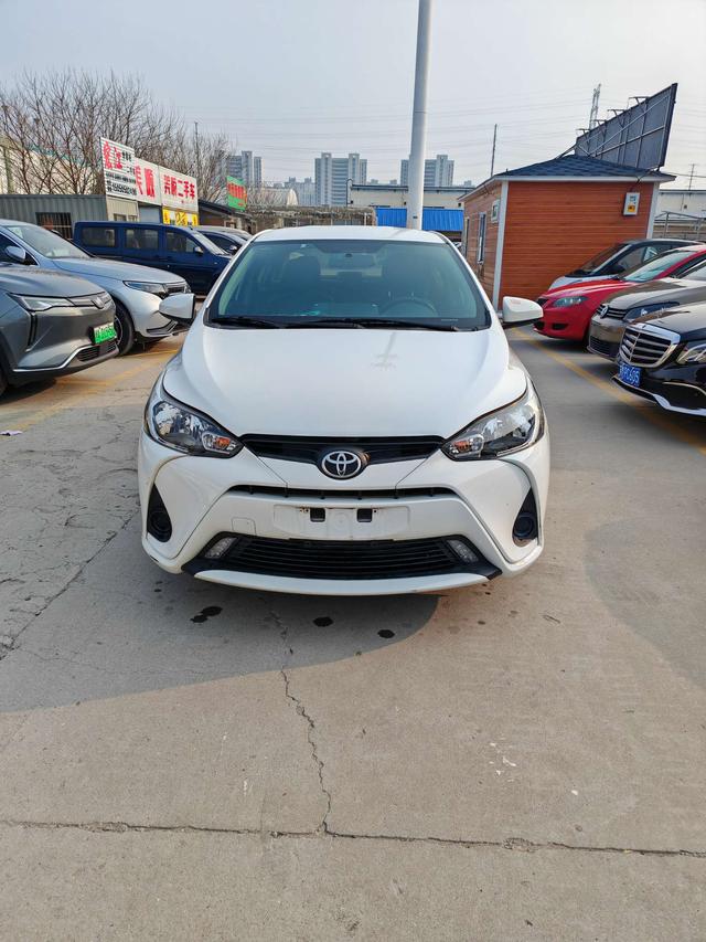 Toyota YARiS L Enjoy