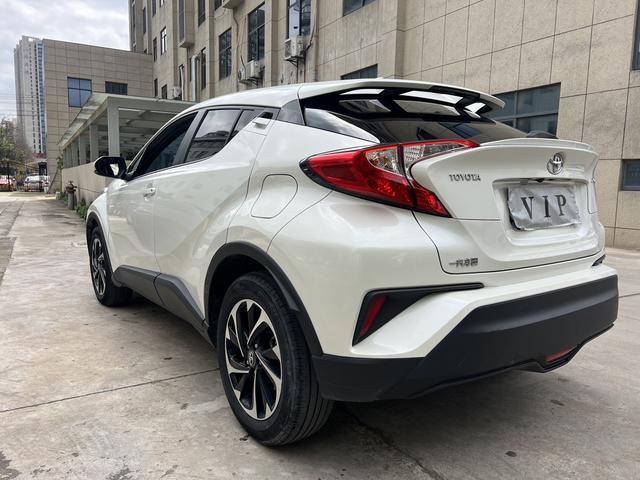 Toyota C-HR Hybrid