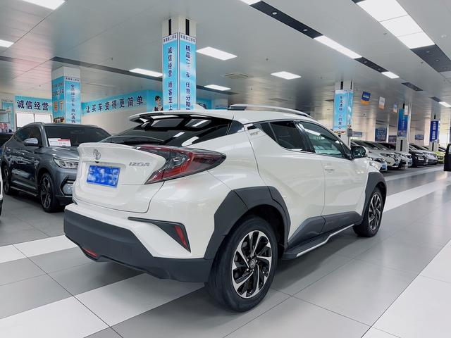 Toyota C-HR Hybrid