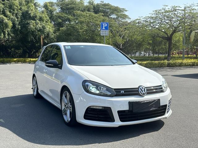 Volkswagen Golf (imported)