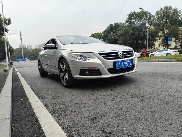 Volkswagen CC (imported)