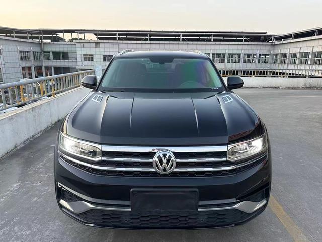 Volkswagen TouronX