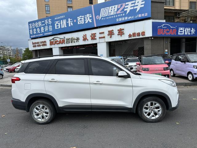 Wuling Hongguang S3