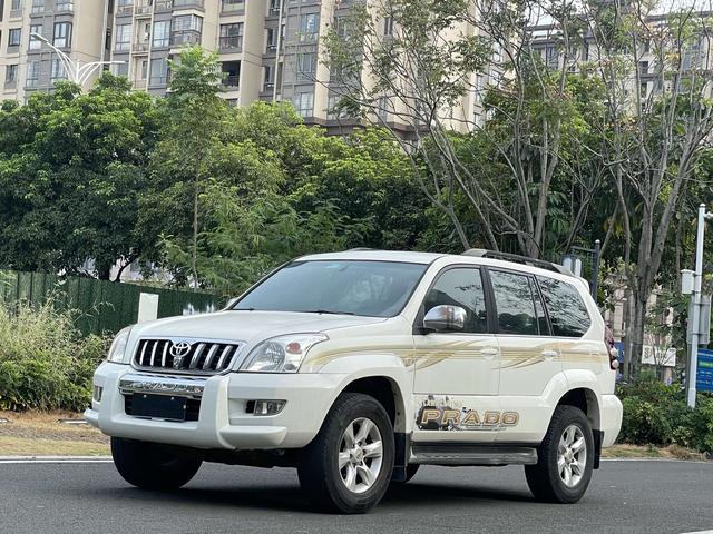 Toyota Prado (imported)