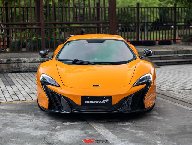 McLaren 625C