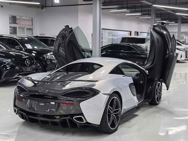 McLaren 570S