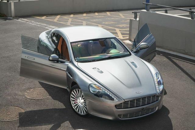 Aston Martin Rapide