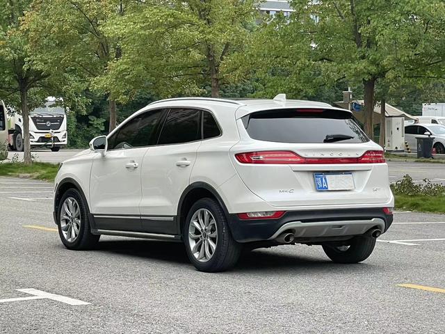 Lincoln MKC