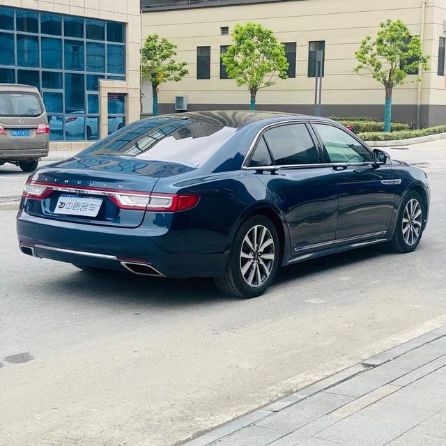 Lincoln Continental