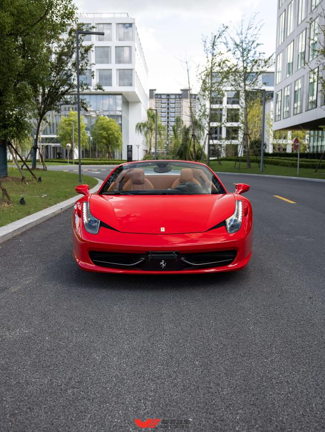 Ferrari 458