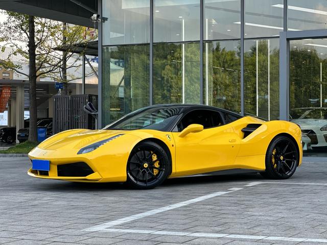 Ferrari 488