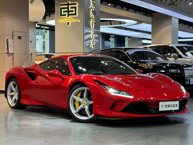 Ferrari F8