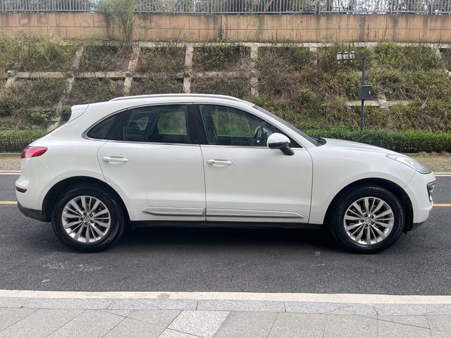 Zotye SR9