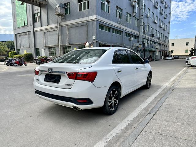 Zotye Z360