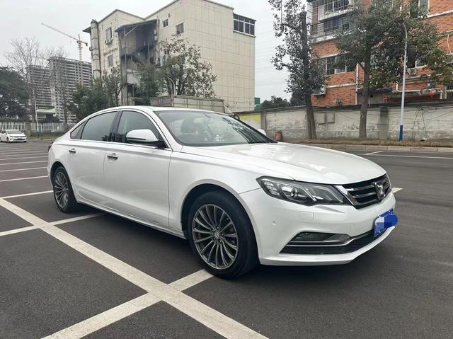 Zotye Z700