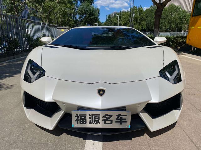 Lamborghini Aventador