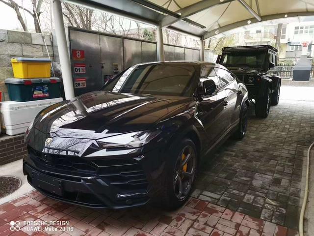 Lamborghini Urus