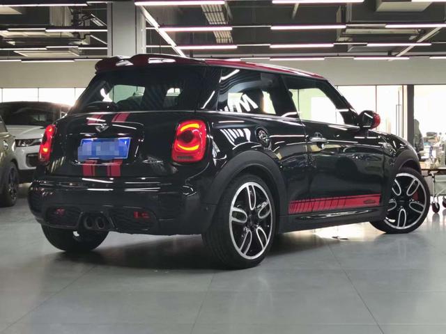 MINI JCW