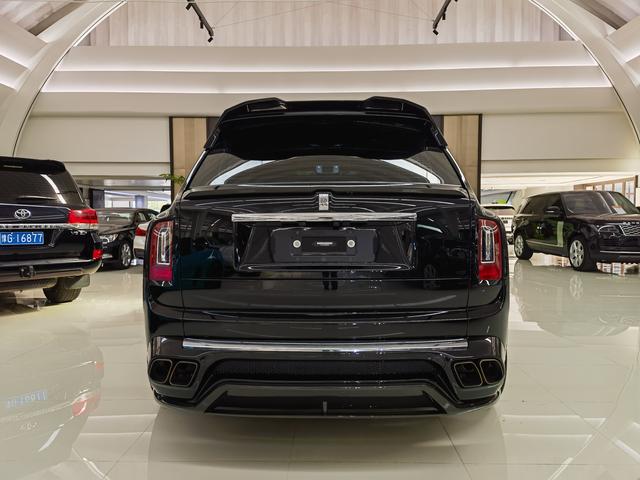 Rolls Royce Cullinan