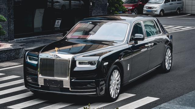 Rolls Royce Phantom