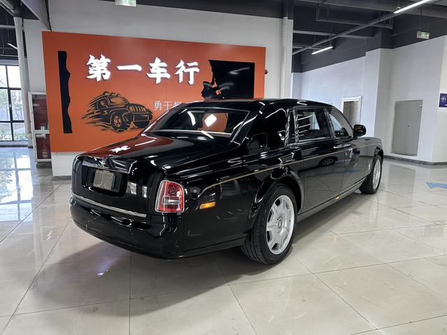 Rolls Royce Phantom