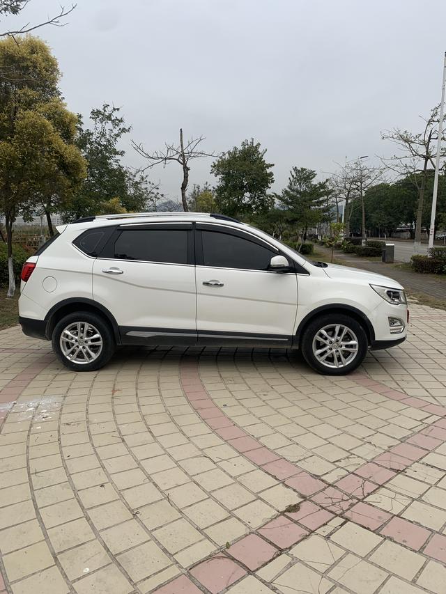 Baojun 560