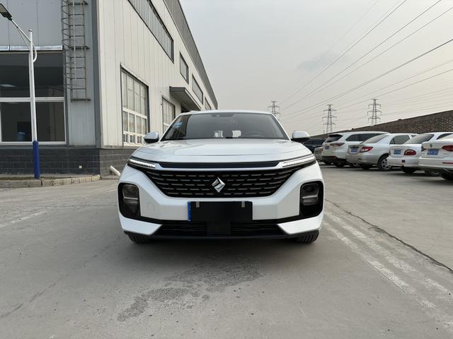 Baojun RC-5