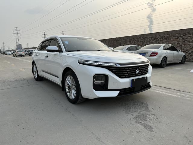 Baojun RC-5