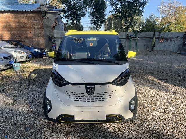 Baojun E100