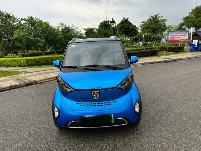 Baojun E100