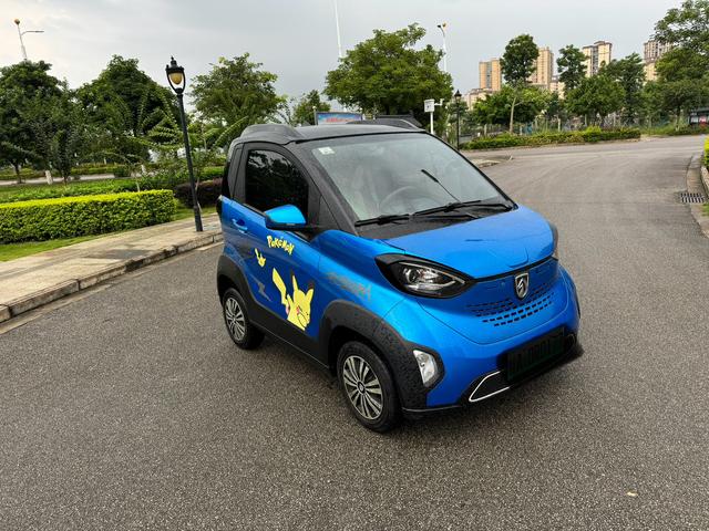 Baojun E100