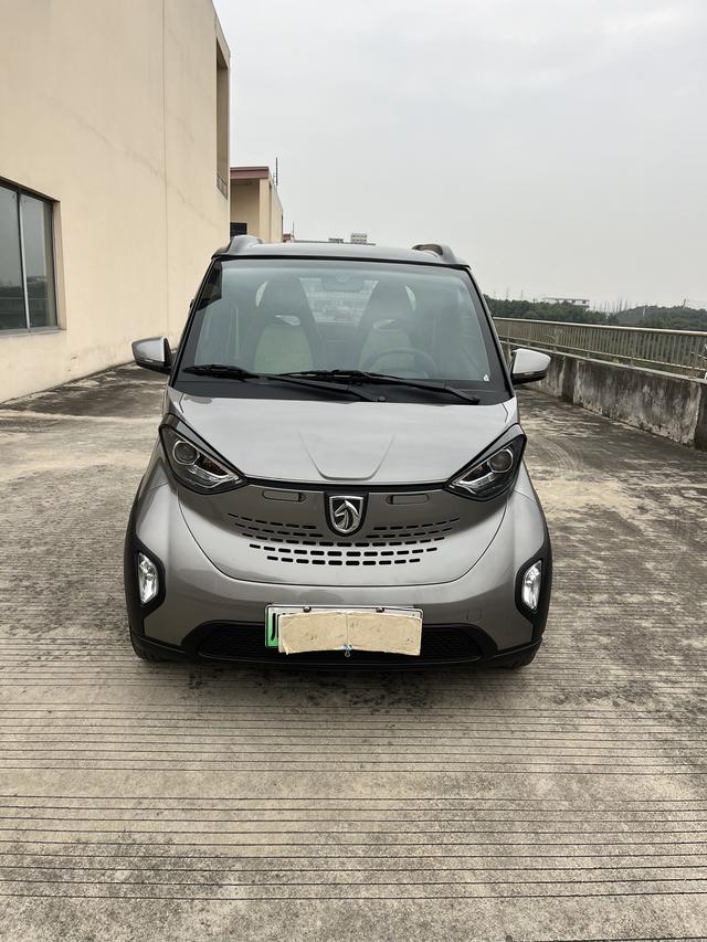 Baojun E100