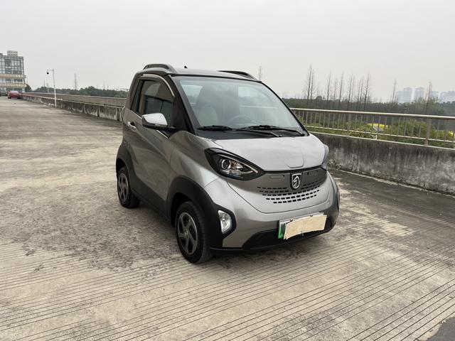 Baojun E100