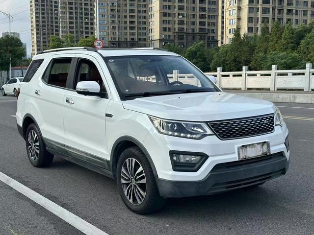 Oshan Changan Auchan CX70