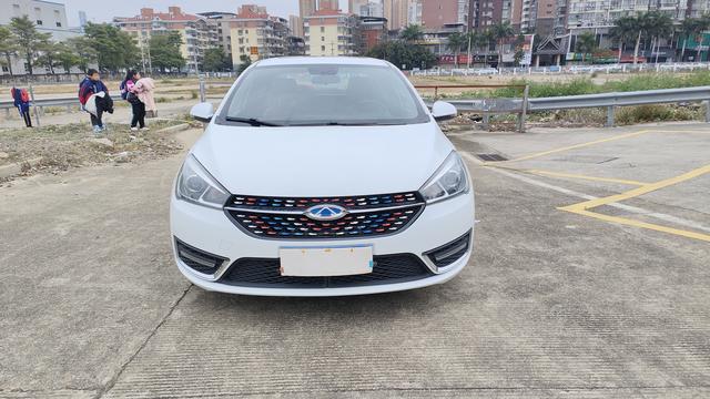 Chery Arrizo 5